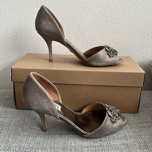 Badgley Mischka‎ Shoes Womens Size 8 Heels Silver Jeweled D’Orsay Open Toe